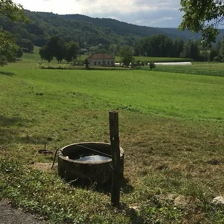 Couette-café Gîte:sur Le Chemin 3*